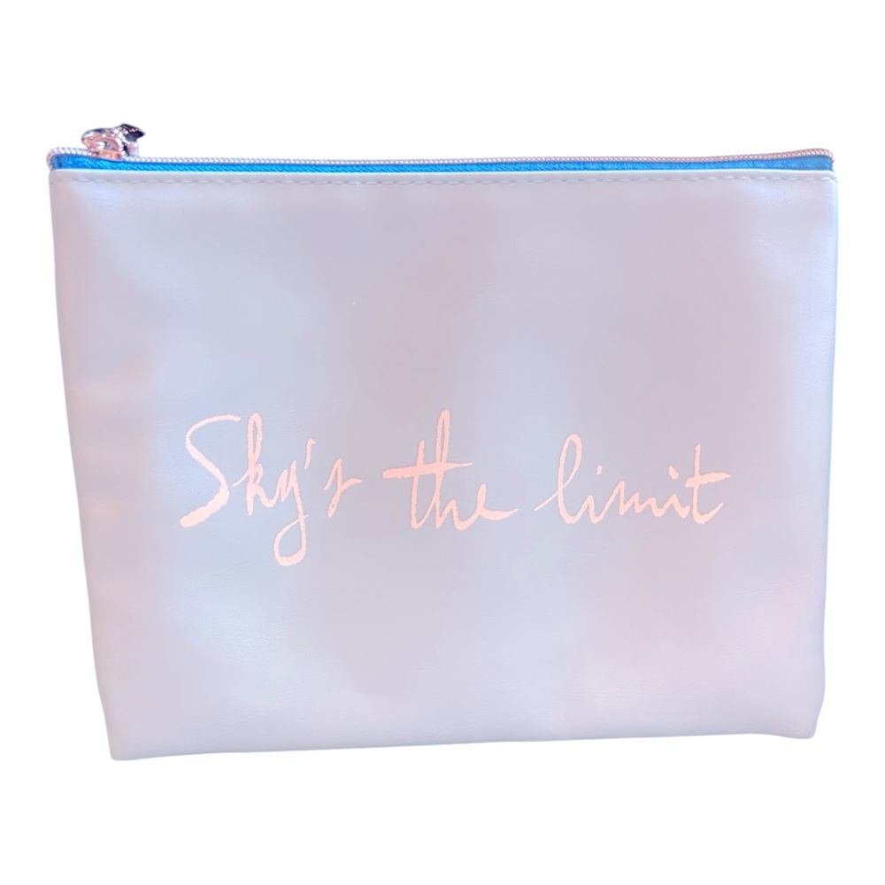 Fresh Sky's the Limit Pouch